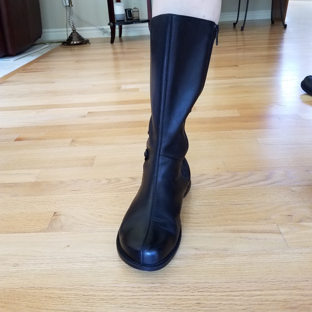 Merrell  boot - Picture 3 of 8